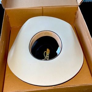 7 5/8 Rodeo King Open Crown cowboy hat